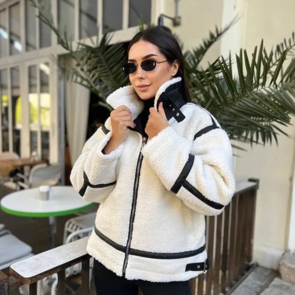 NWT Jason Wu Cream Teddy Jacket with Black Accents - Picture 4 of 9